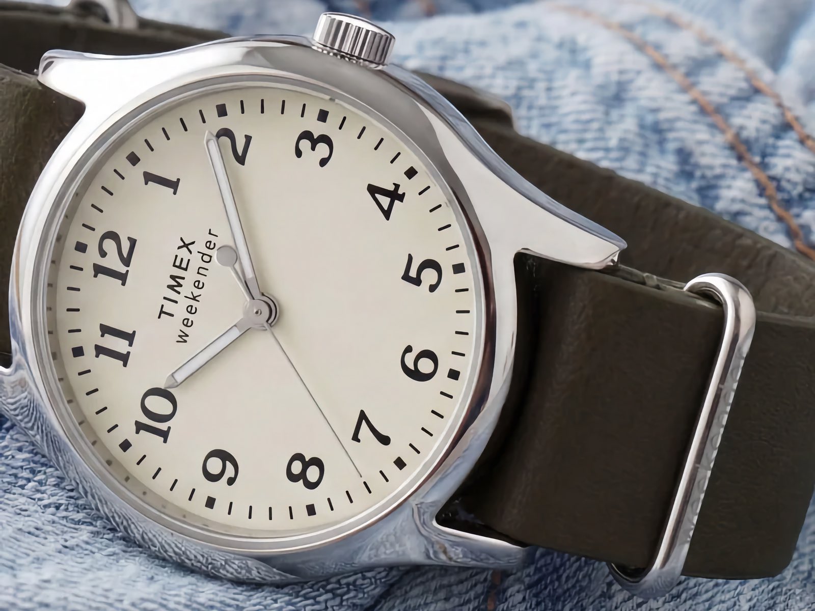 Timex adds two elegant, time-only watches to its Weekender New England collection