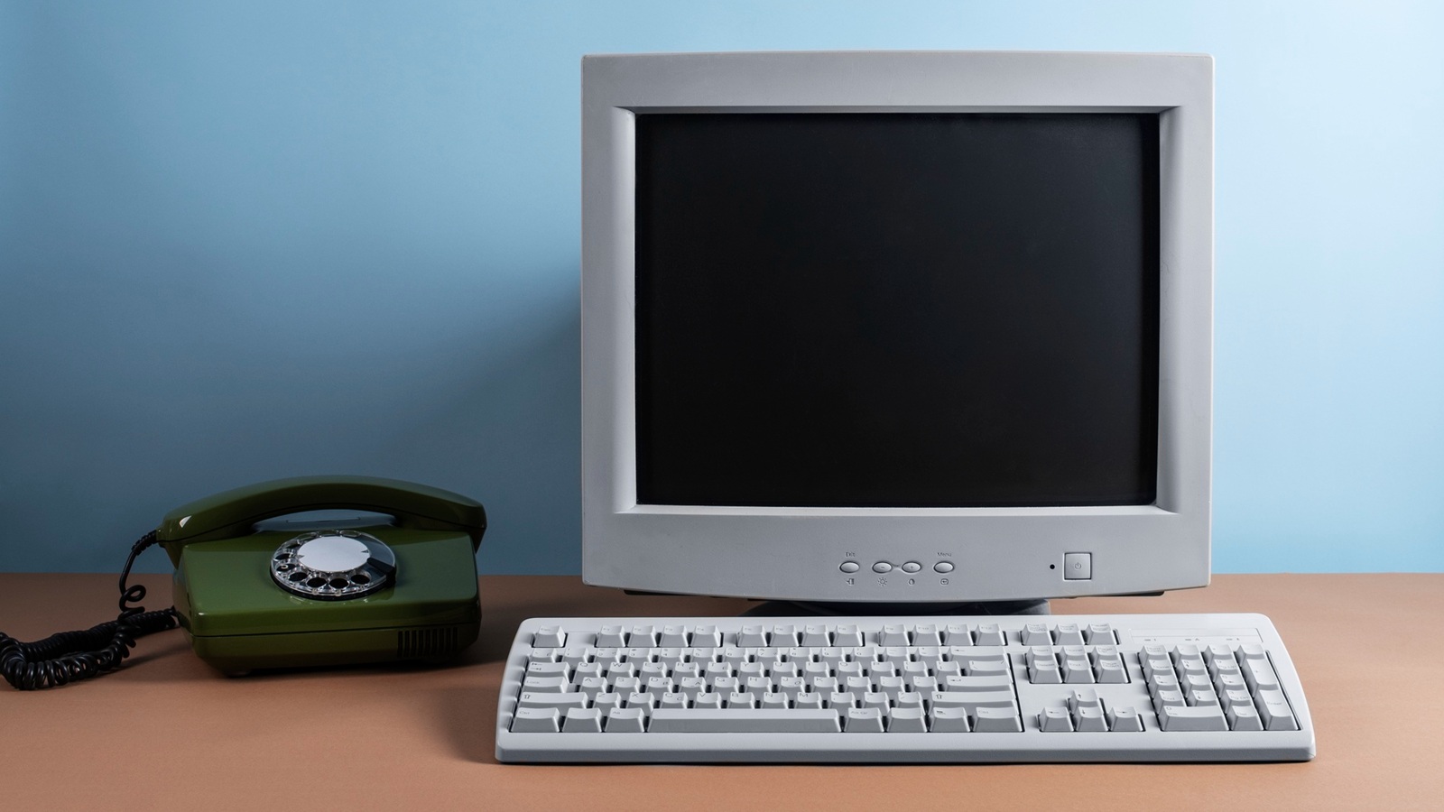 Windows 11 KB5083769 April 2026 update triggers death loops and BSODs