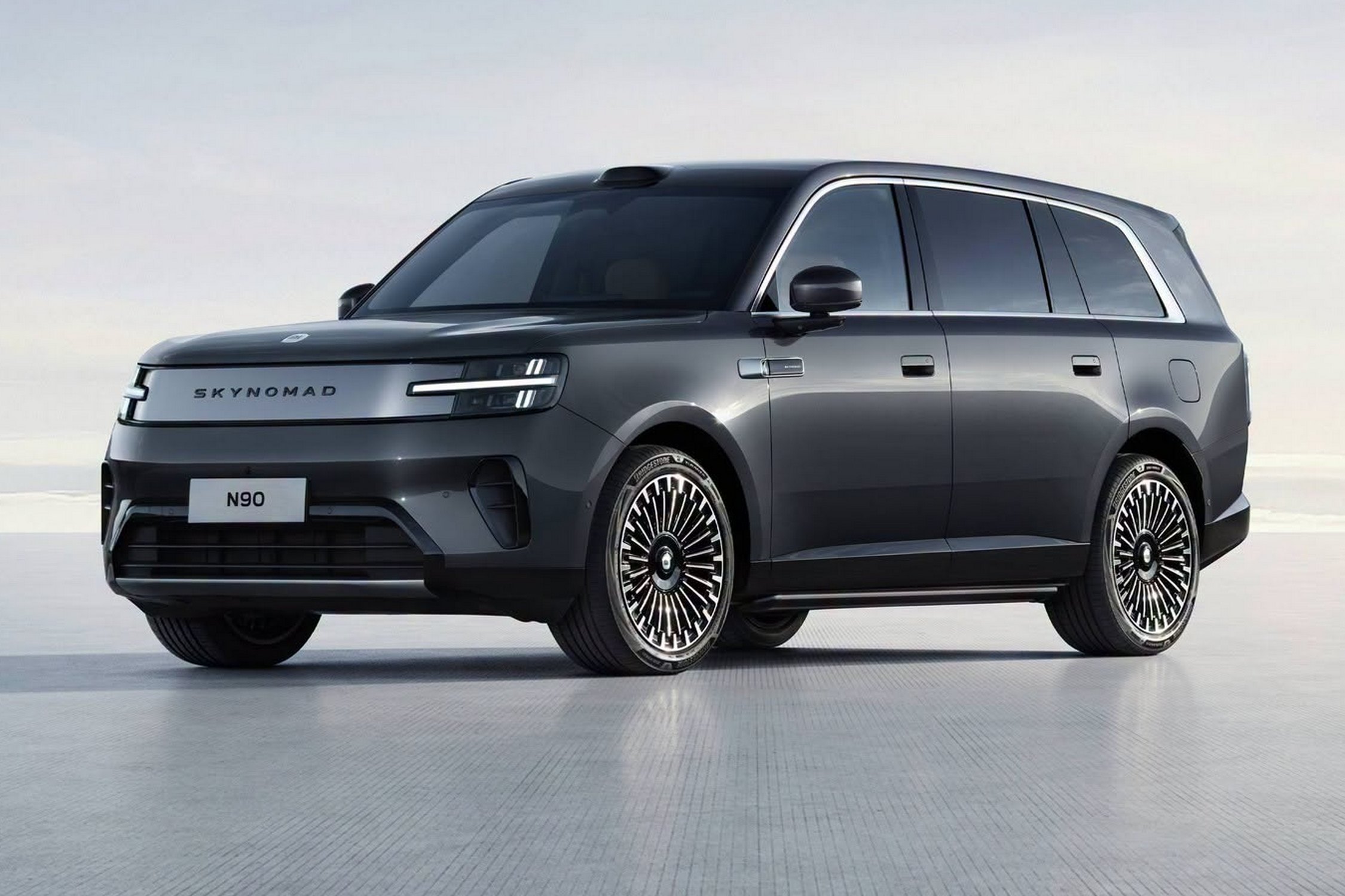 Xiaomi SkyNomad: Full-size hybrid SUV with 1,060 miles of range launches