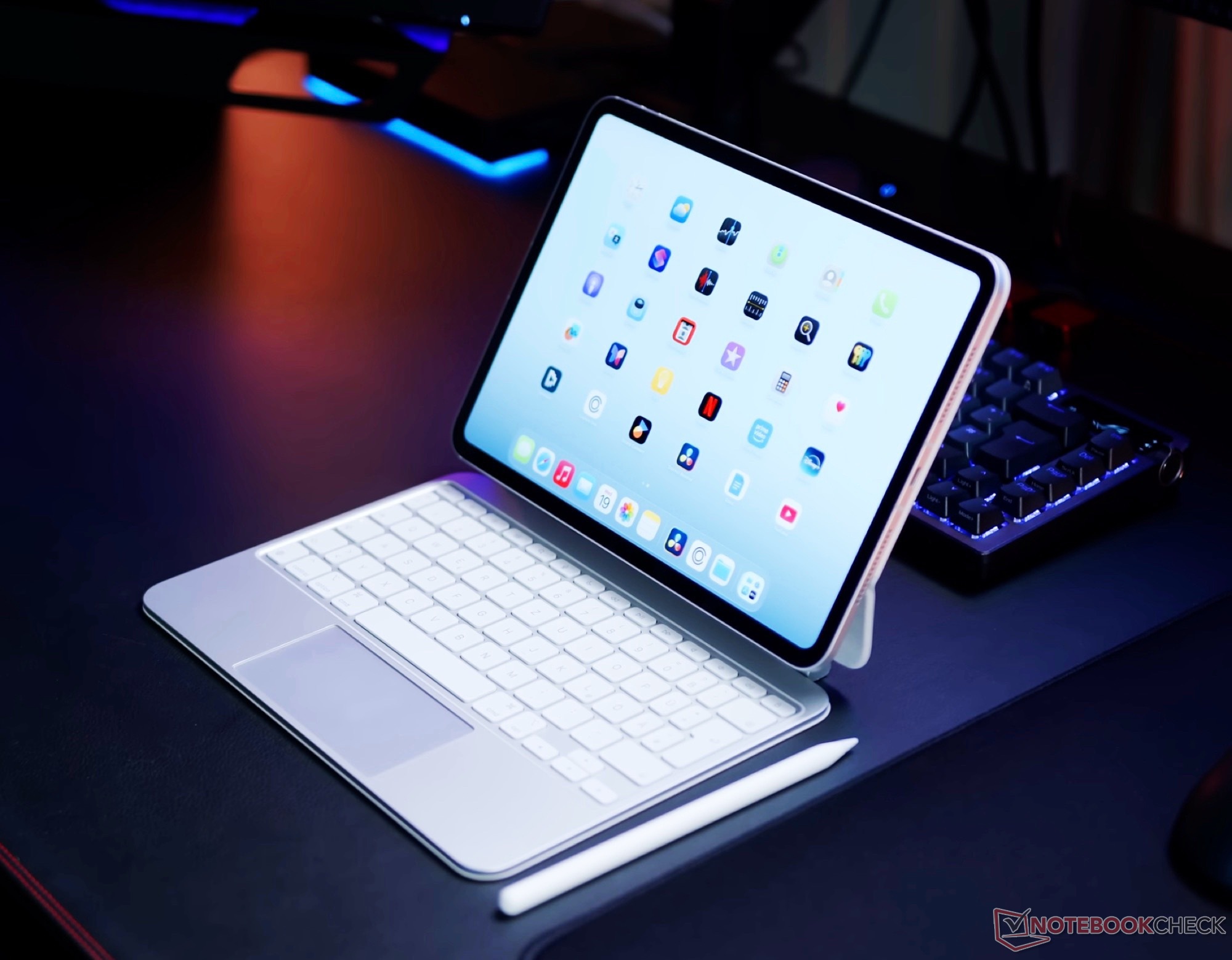 Bloomberg: Next Apple iPad Pro will launch in early 2027, alongside new iPhones