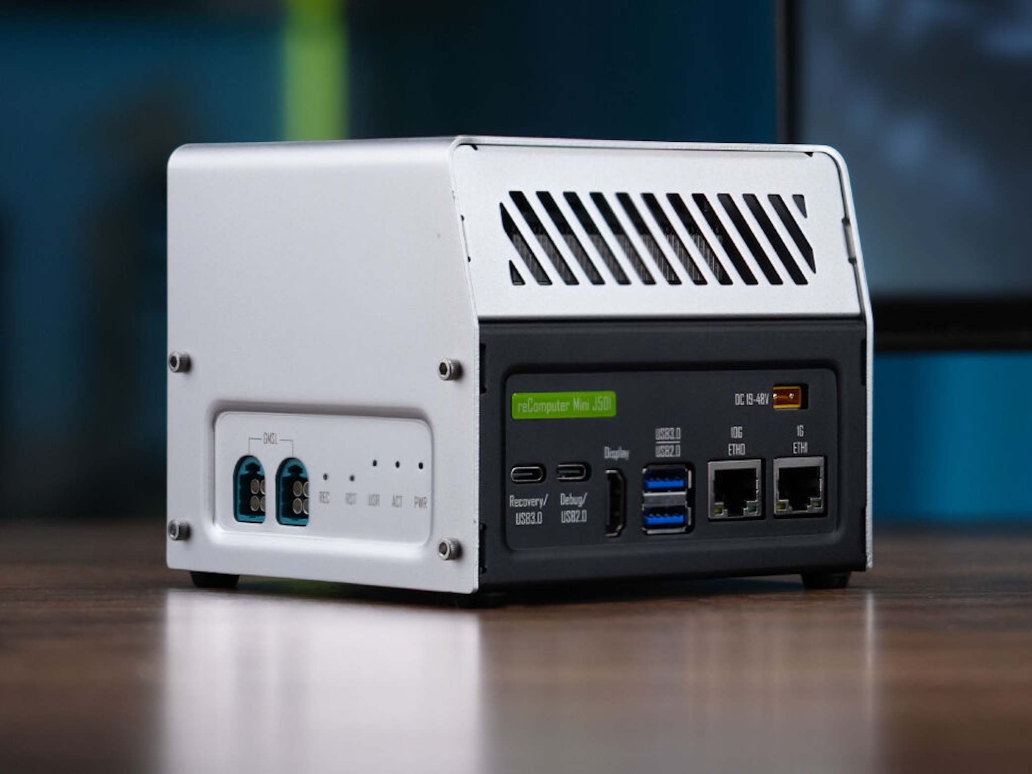 Seeed Studio reComputer Mini J5011 launches: Edge AI mini PC with 200 TOPS and 10 GbE
