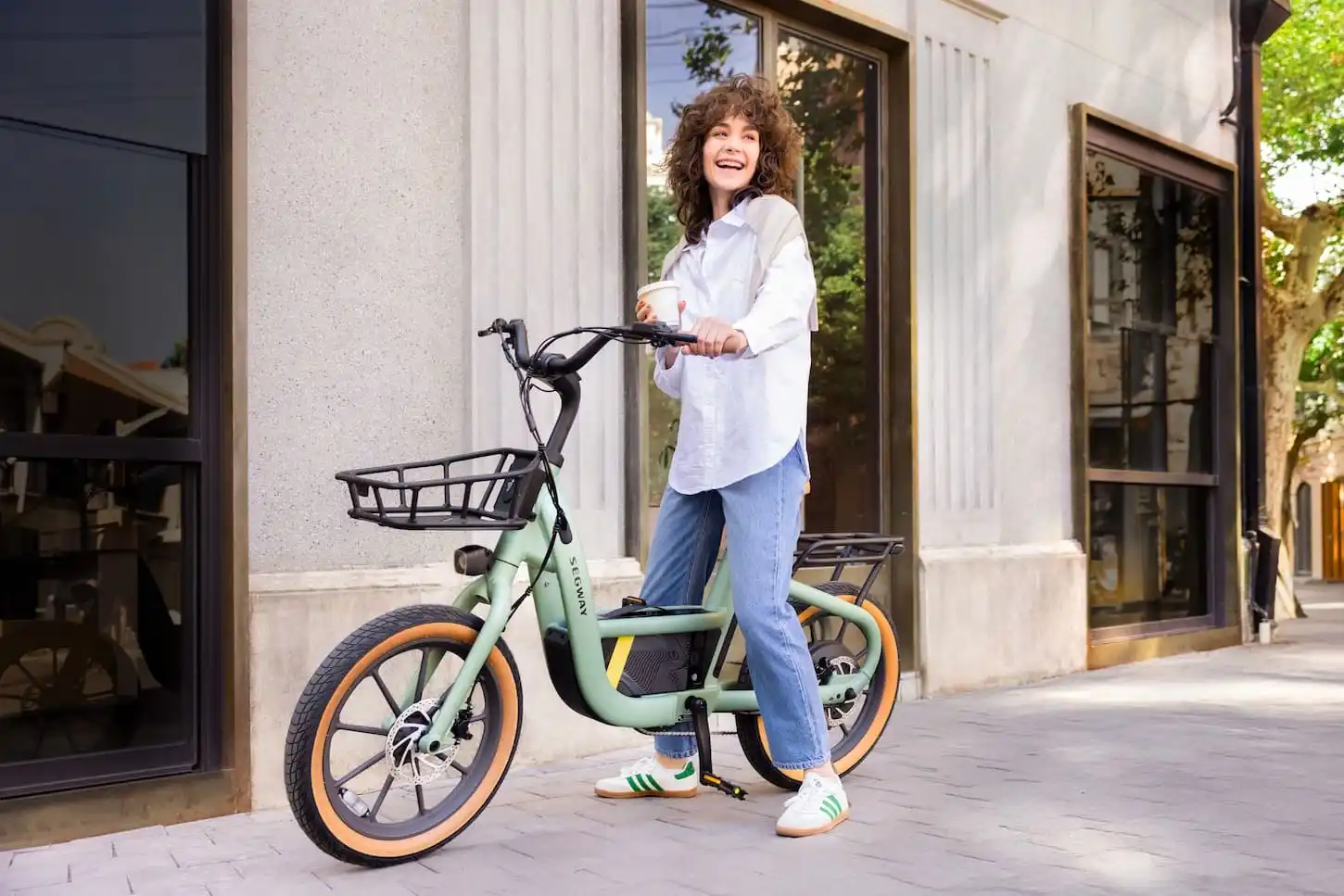 Segway’s new compact cargo e-bike launches with impressive 128 km range
