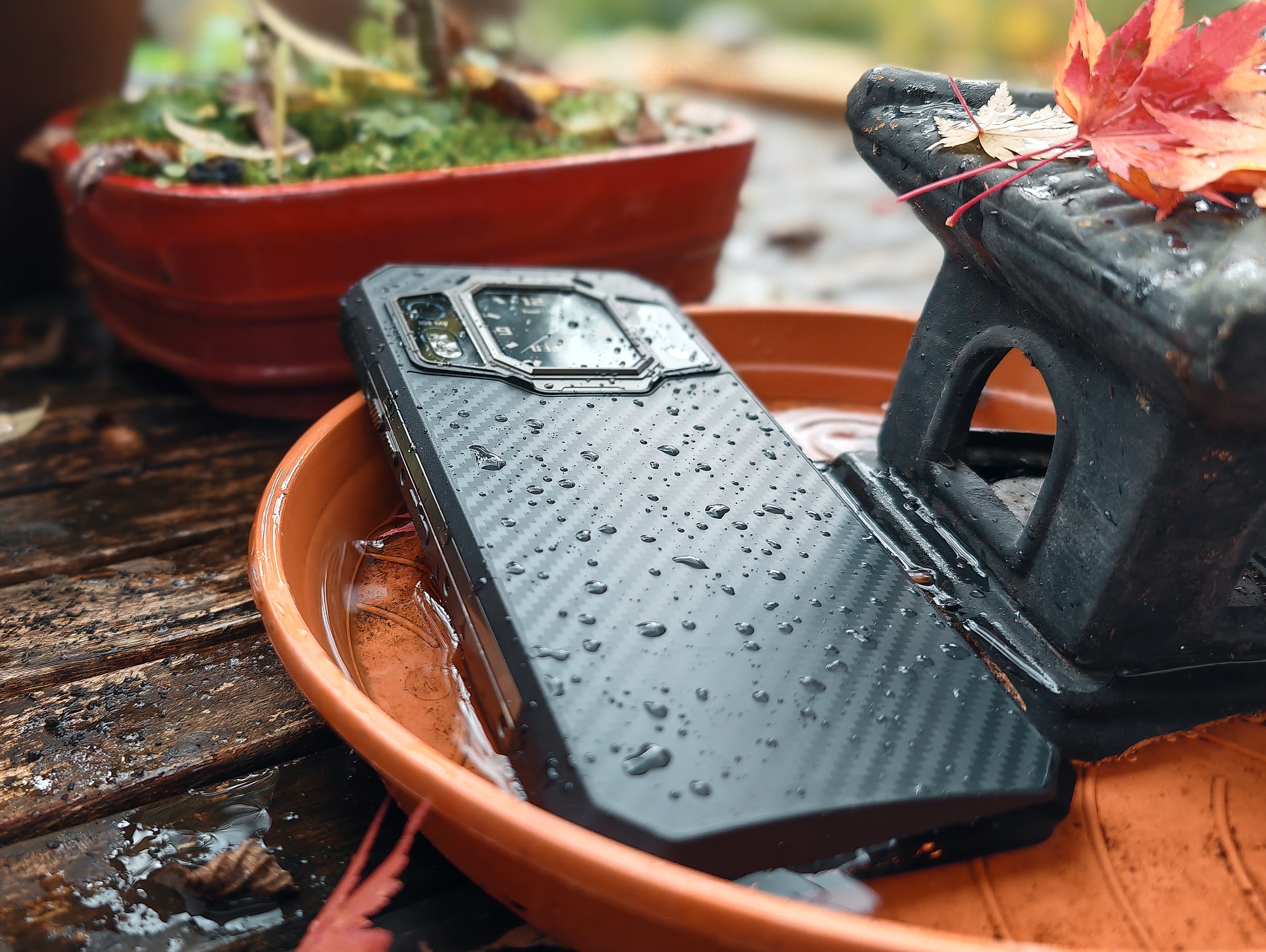 Oukitel WP30 Pro smartphone review - Huge battery, night vision