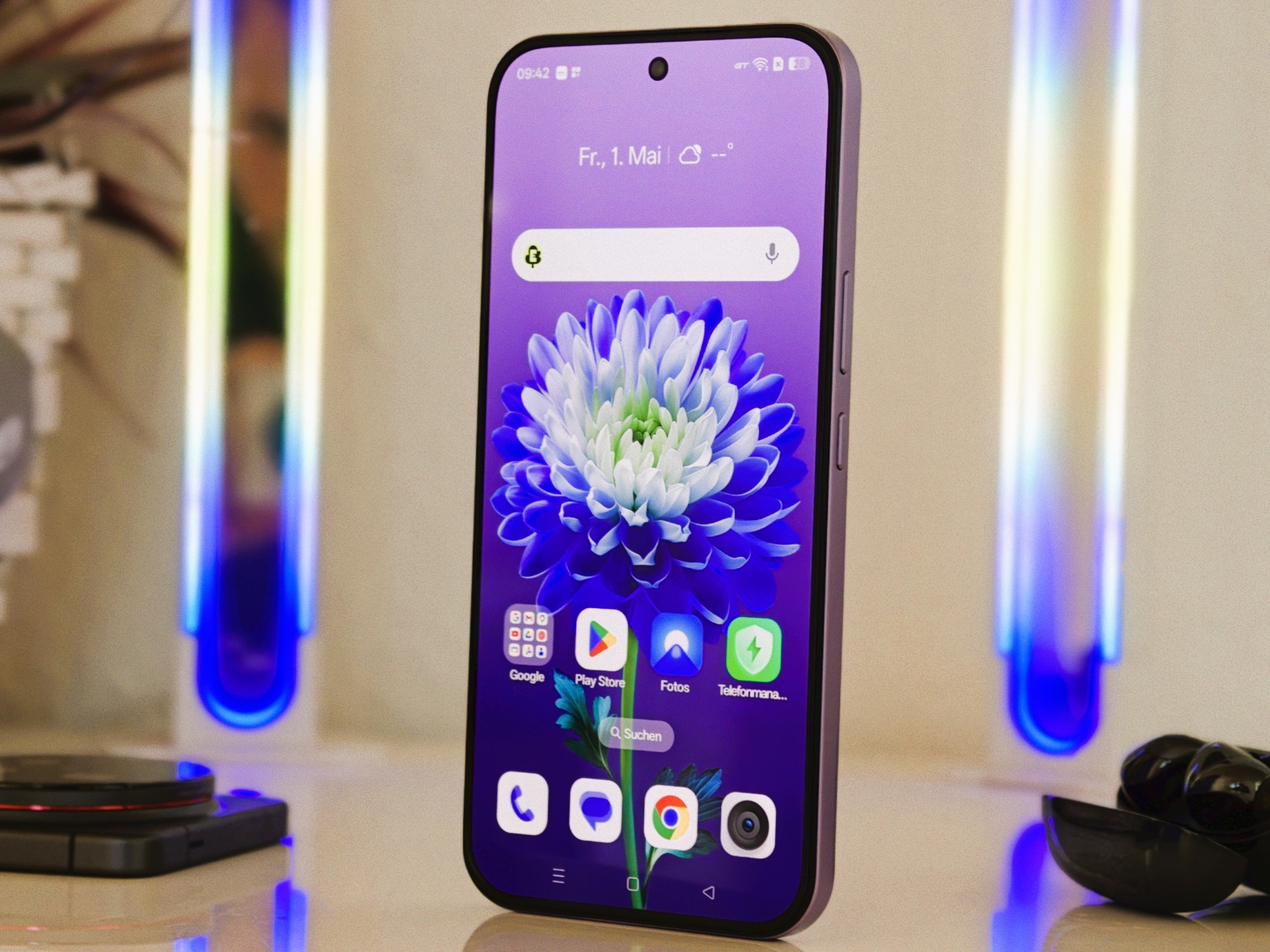 Impressive figures: the reality of the bargain smartphone - realme 16 Pro  review - Notebookcheck Review