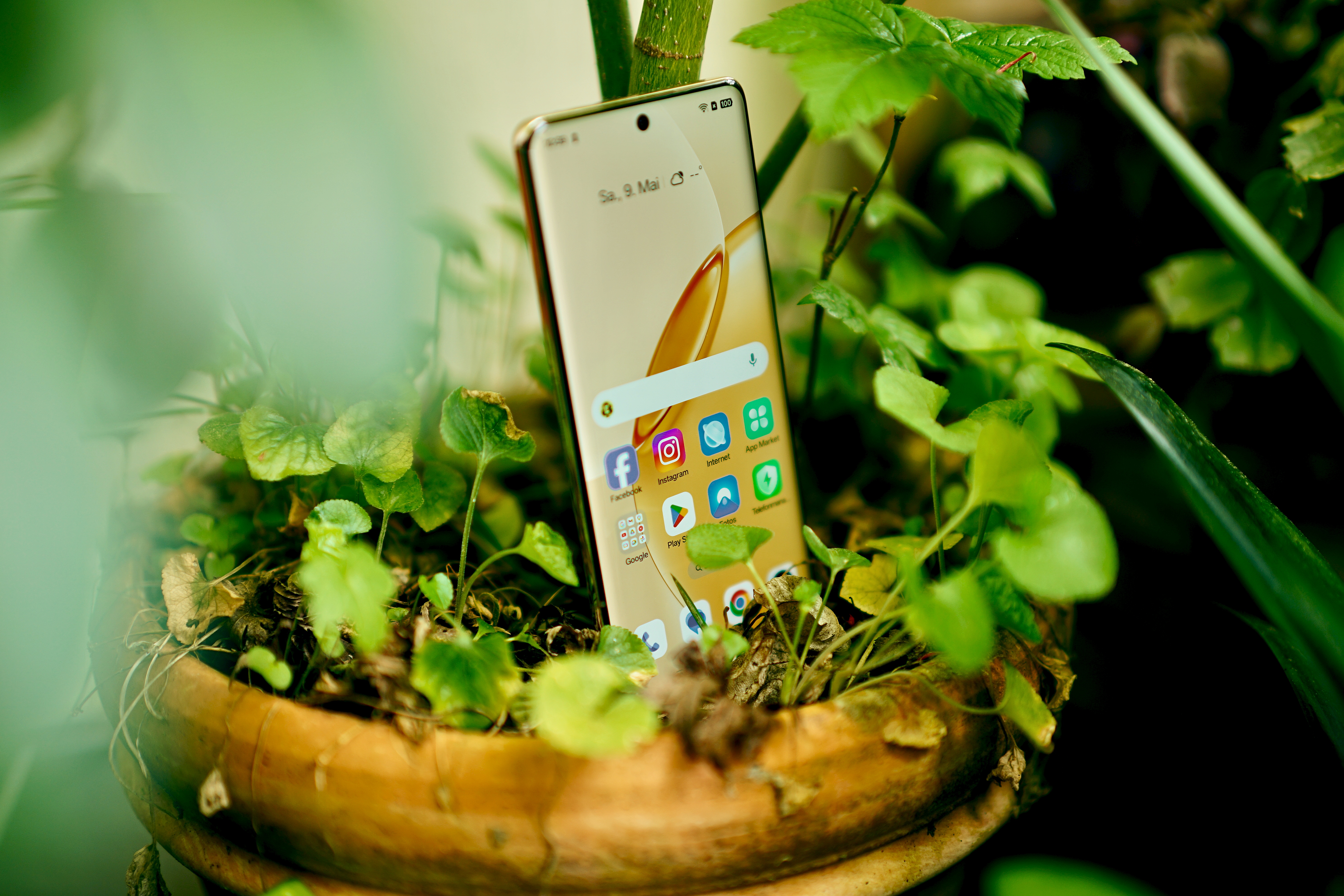 Mega phone bargain or pretty dazzler? - Realme 16 Pro+ smartphone review