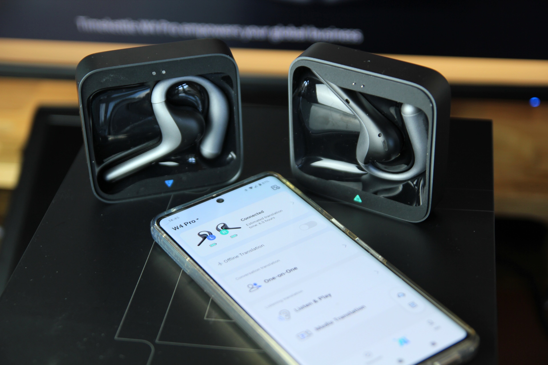 W4 Pro AI Interpreter Earbuds – Timekettle