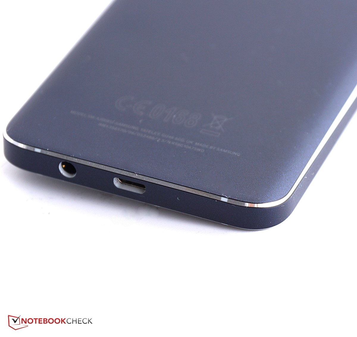 Afbreken Haalbaar kruis Samsung Galaxy A3 Smartphone Review - NotebookCheck.net Reviews