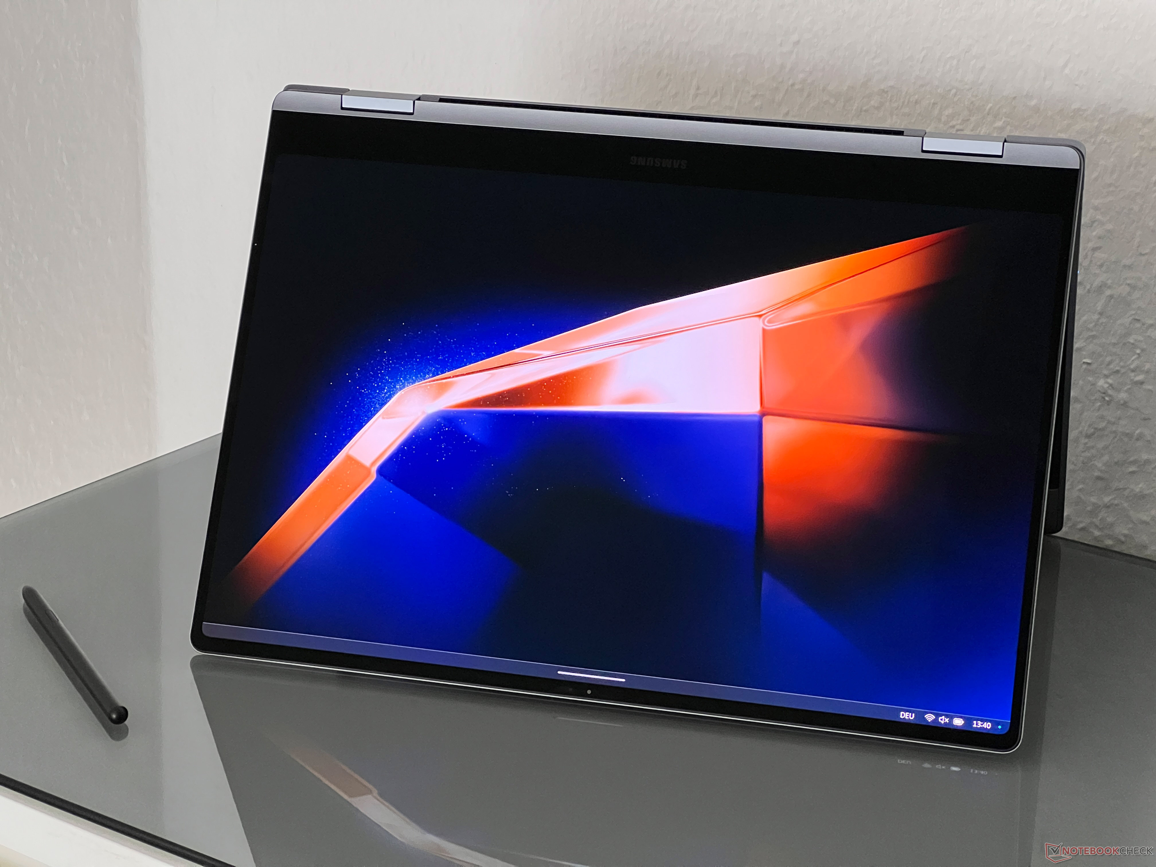 Samsung Galaxy Book4 Professional 360 – An especially slim 2-in-1 with the Core Extremely 5 and 120 Hz AMOLED