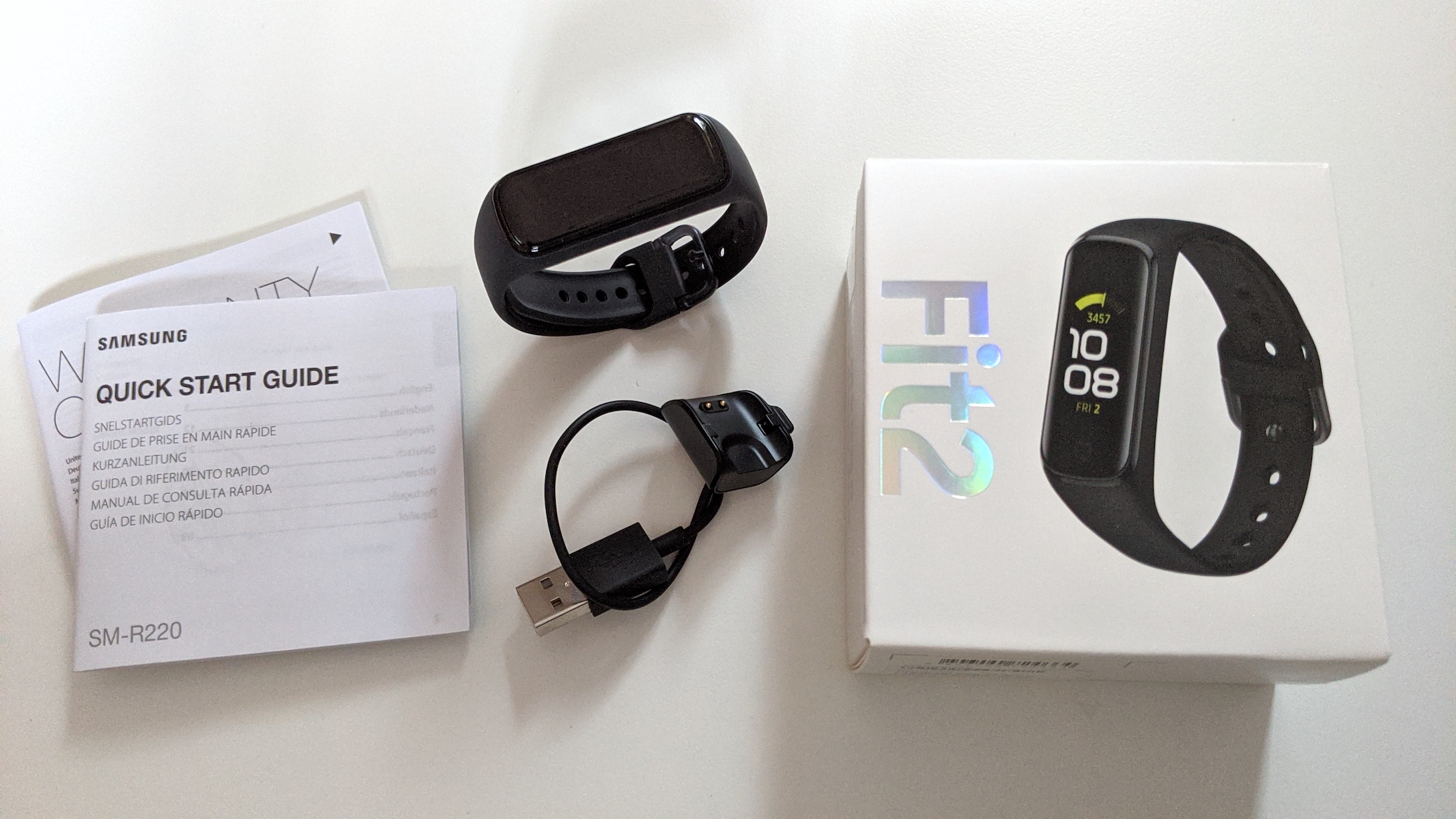 morfina Existe Para construir Samsung Galaxy Fit2 fitness tracker in the review: Better than its  predecessor and significantly cheaper. - NotebookCheck.net Reviews