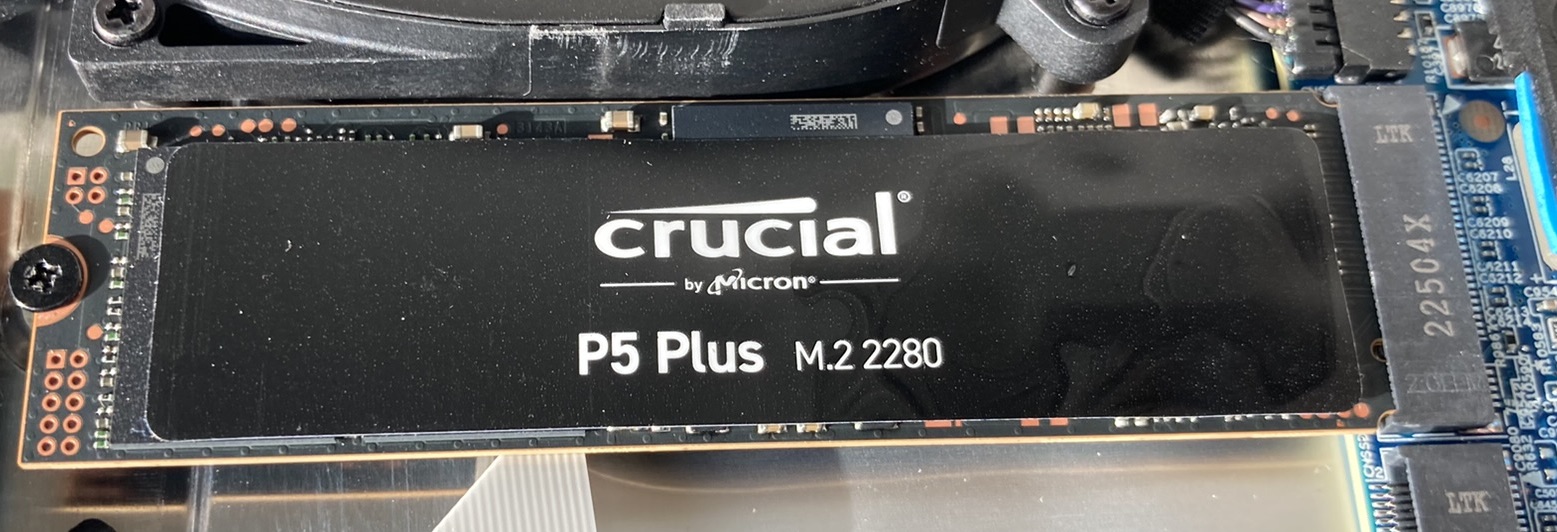 Crucial P5 Plus 1TB CT1000P5PSSD8 SSD Benchmarks - NotebookCheck