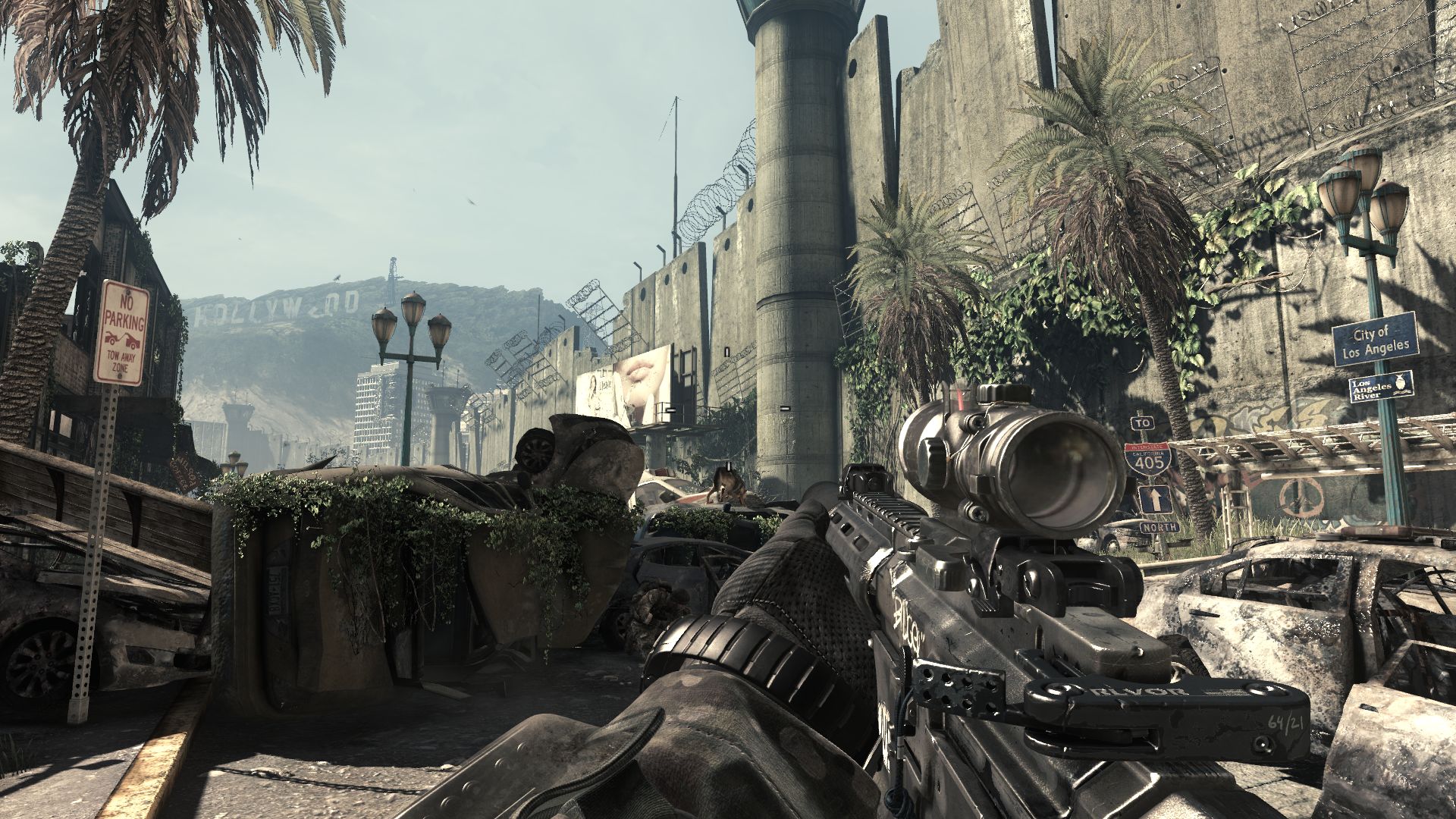 Call of Duty: Ghosts' game reviews generally down from recent years - Los  Angeles Times