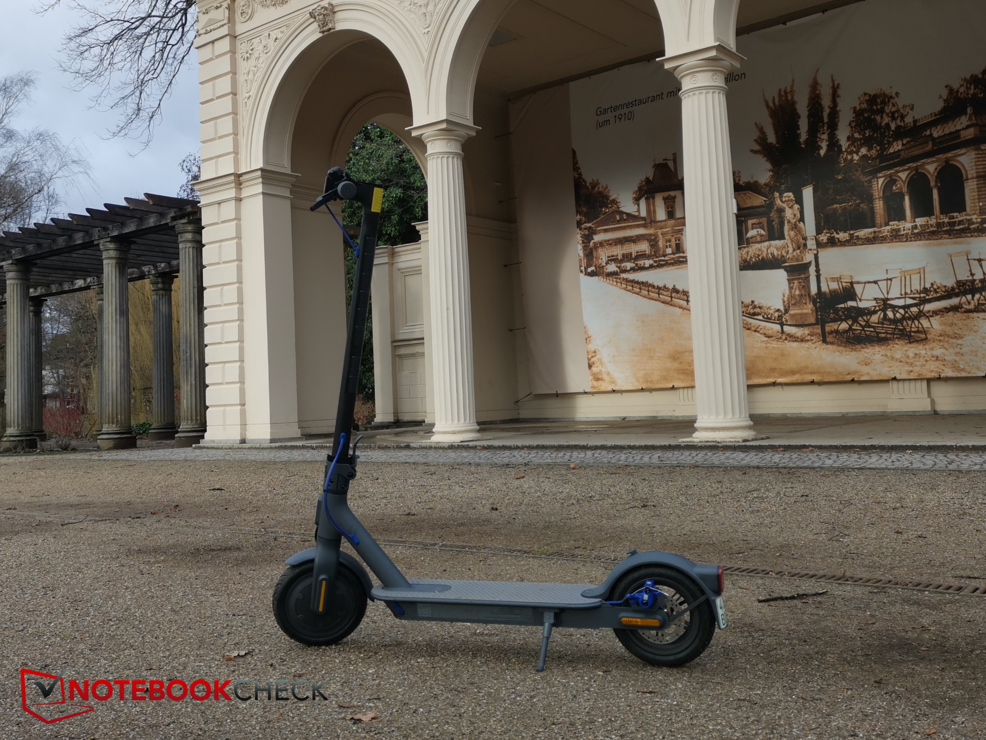 Electric 3 in review: Proven e-scooter with two points of criticism - NotebookCheck.net Reviews