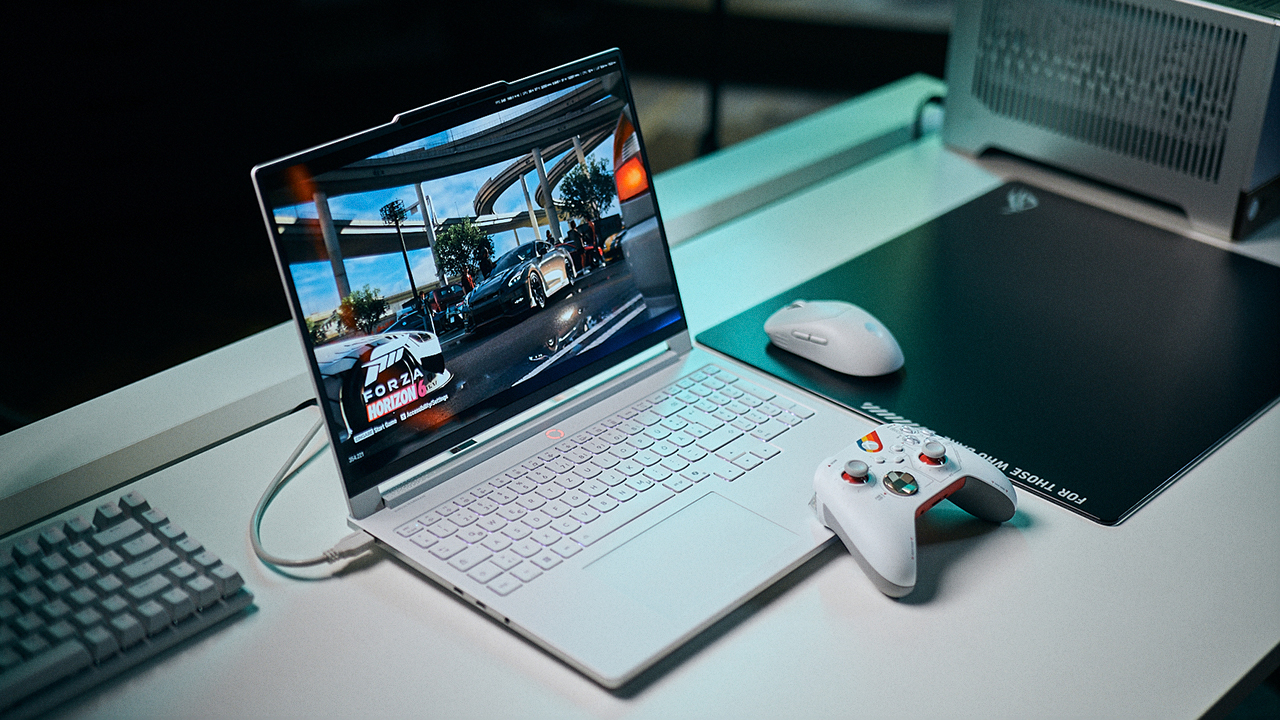 A playable postcard - Forza Horizon 6 gameplay and laptop performance impressions