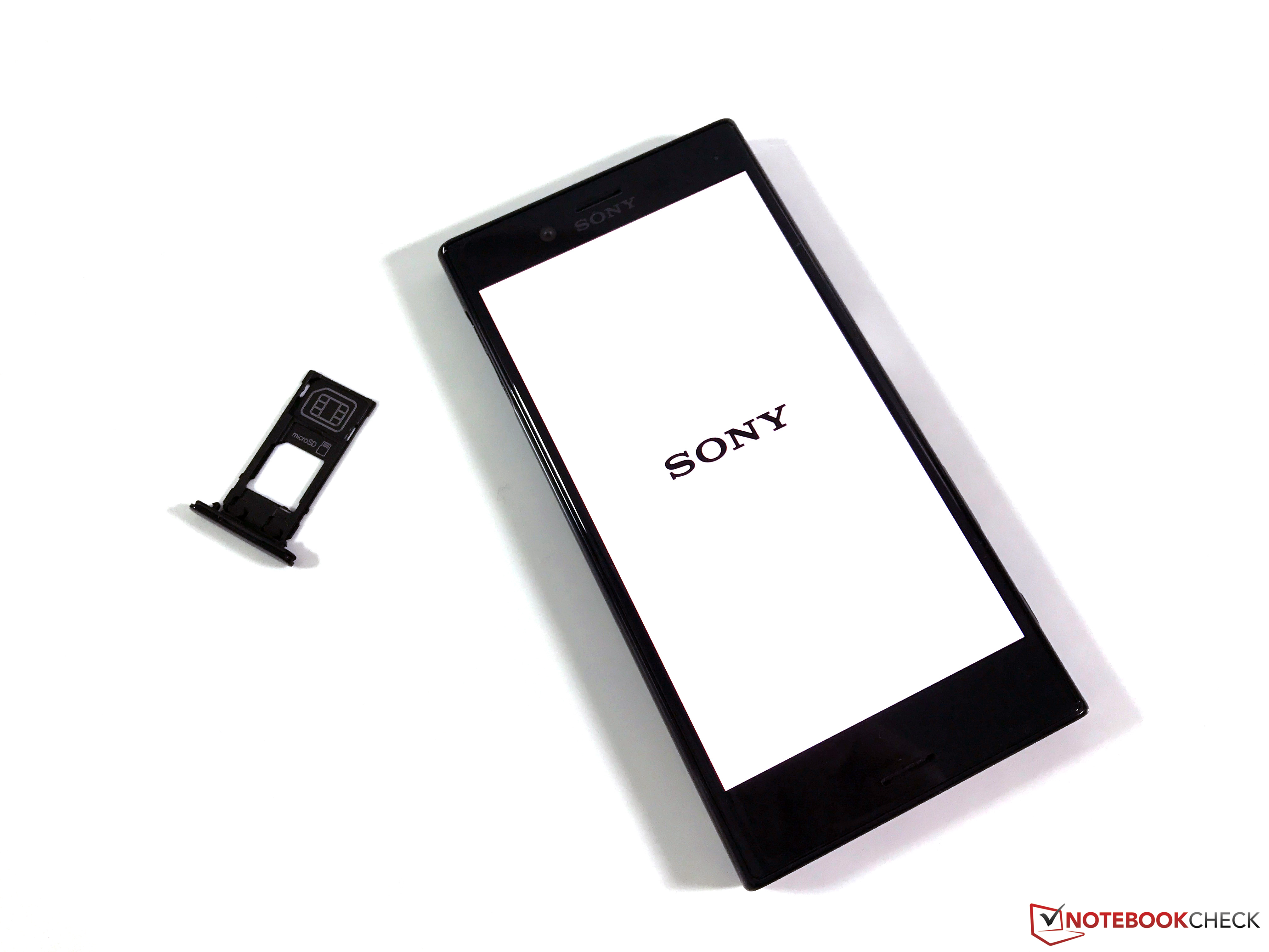 xz test pressure xperia NotebookCheck  Sony Smartphone  Xperia X Review Compact