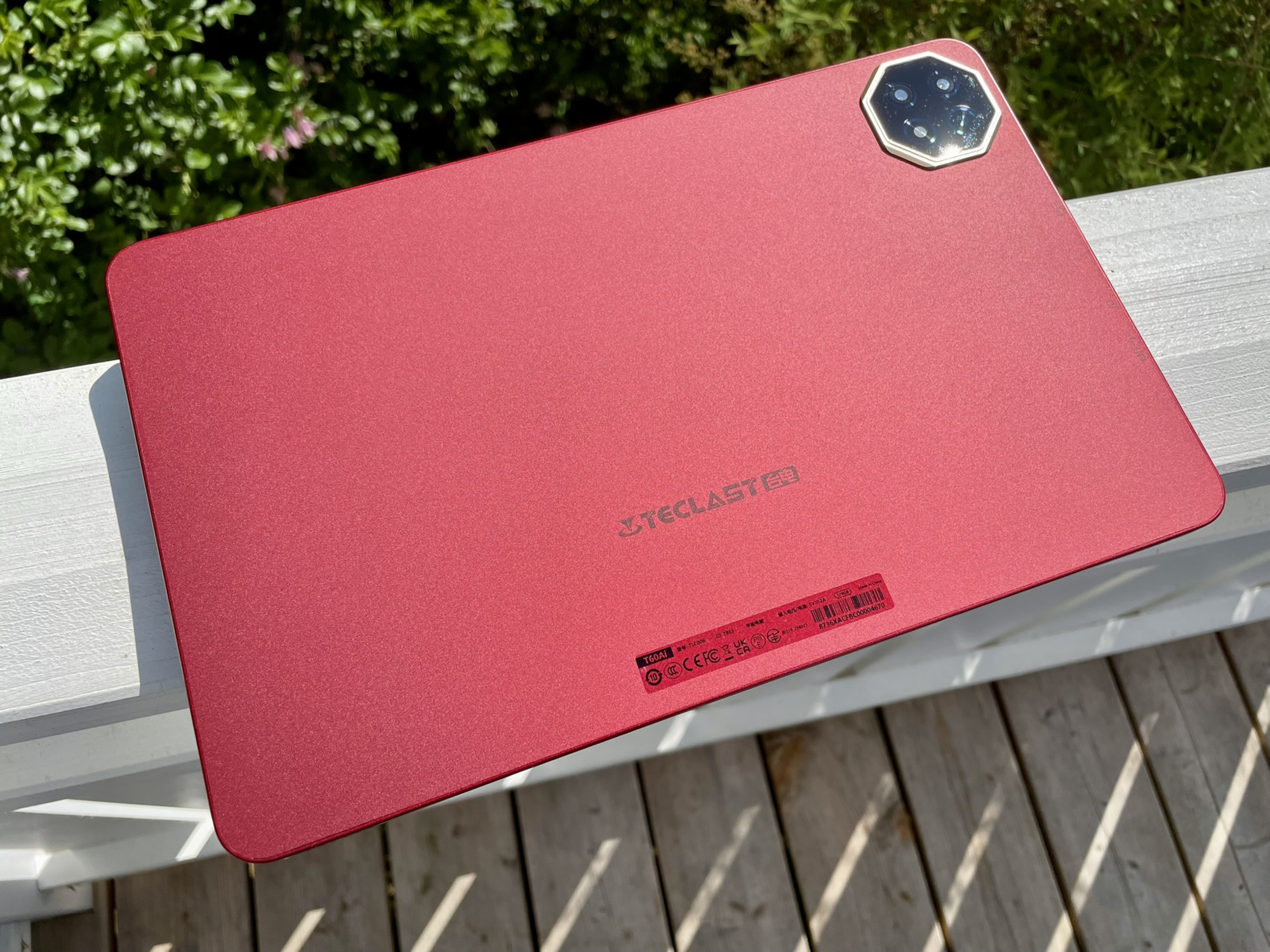 TECLAST T60 Ai タブレット 6/128GB セット付き　レッド Teclast初のレッドメタルタブレット【T60Ai】発売！Android 15