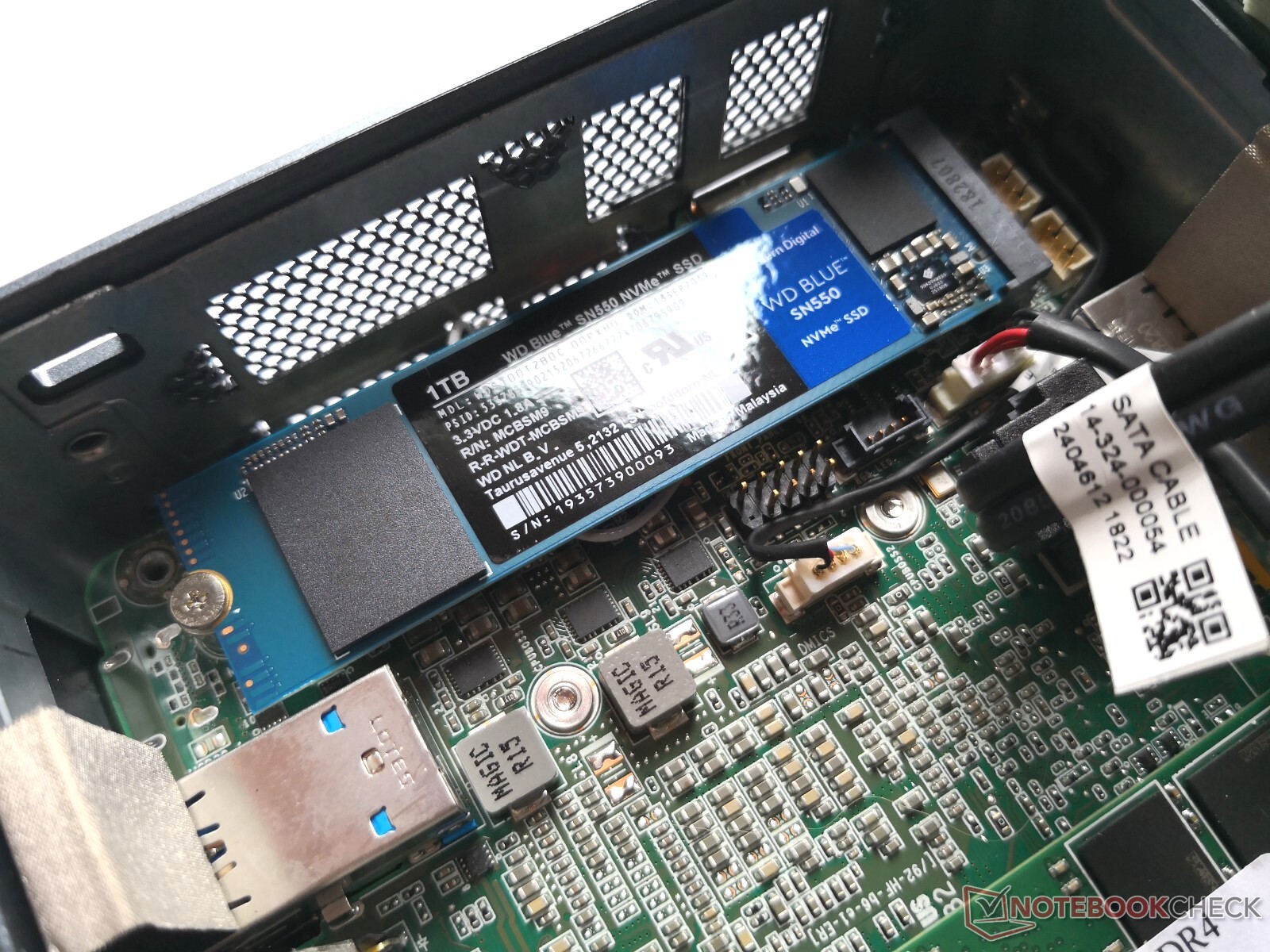 Blau Western Digital SN550 1 TB High-Performance M,2 PCIe NVME SSD