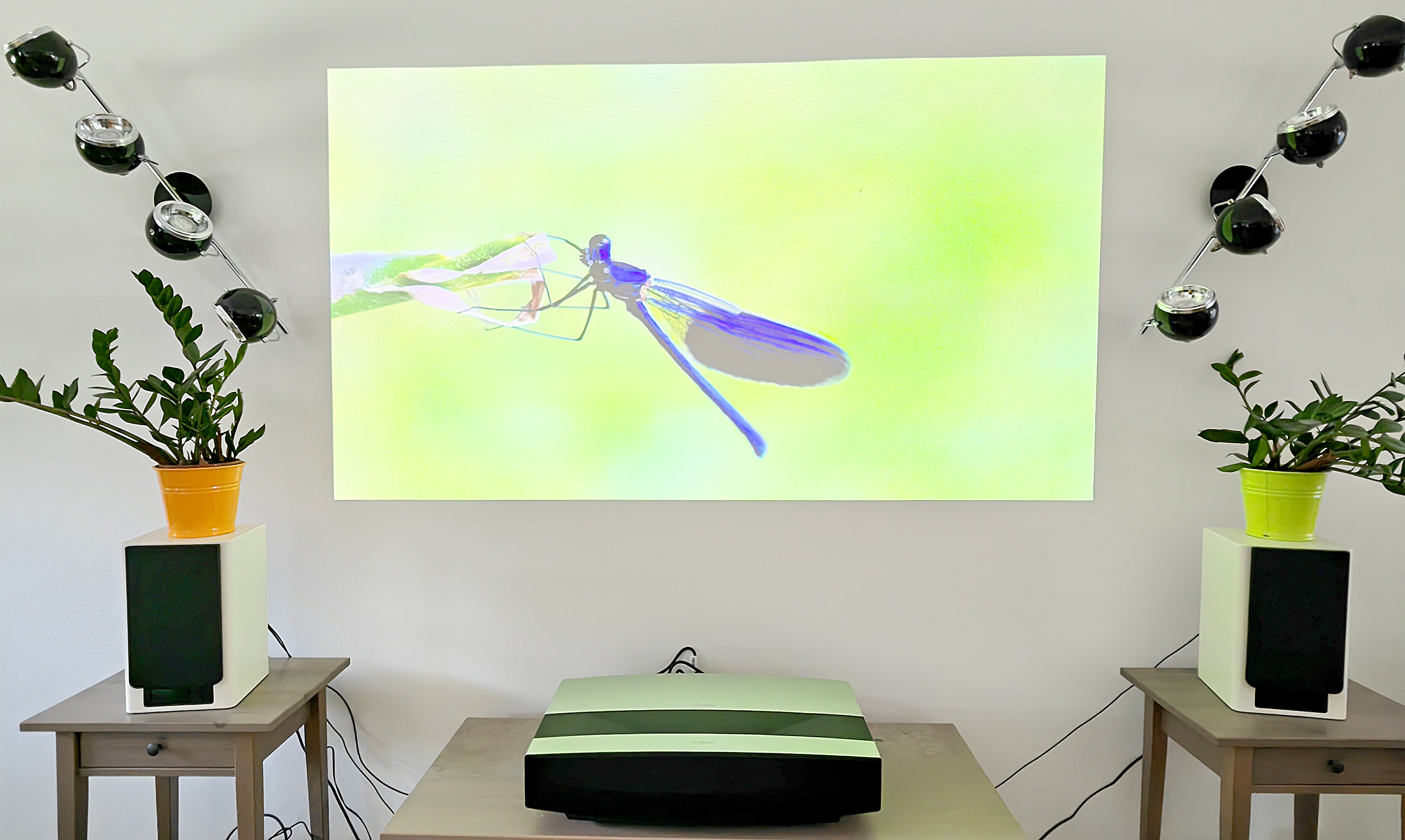 Hands-On Xgimi Aura Projector 