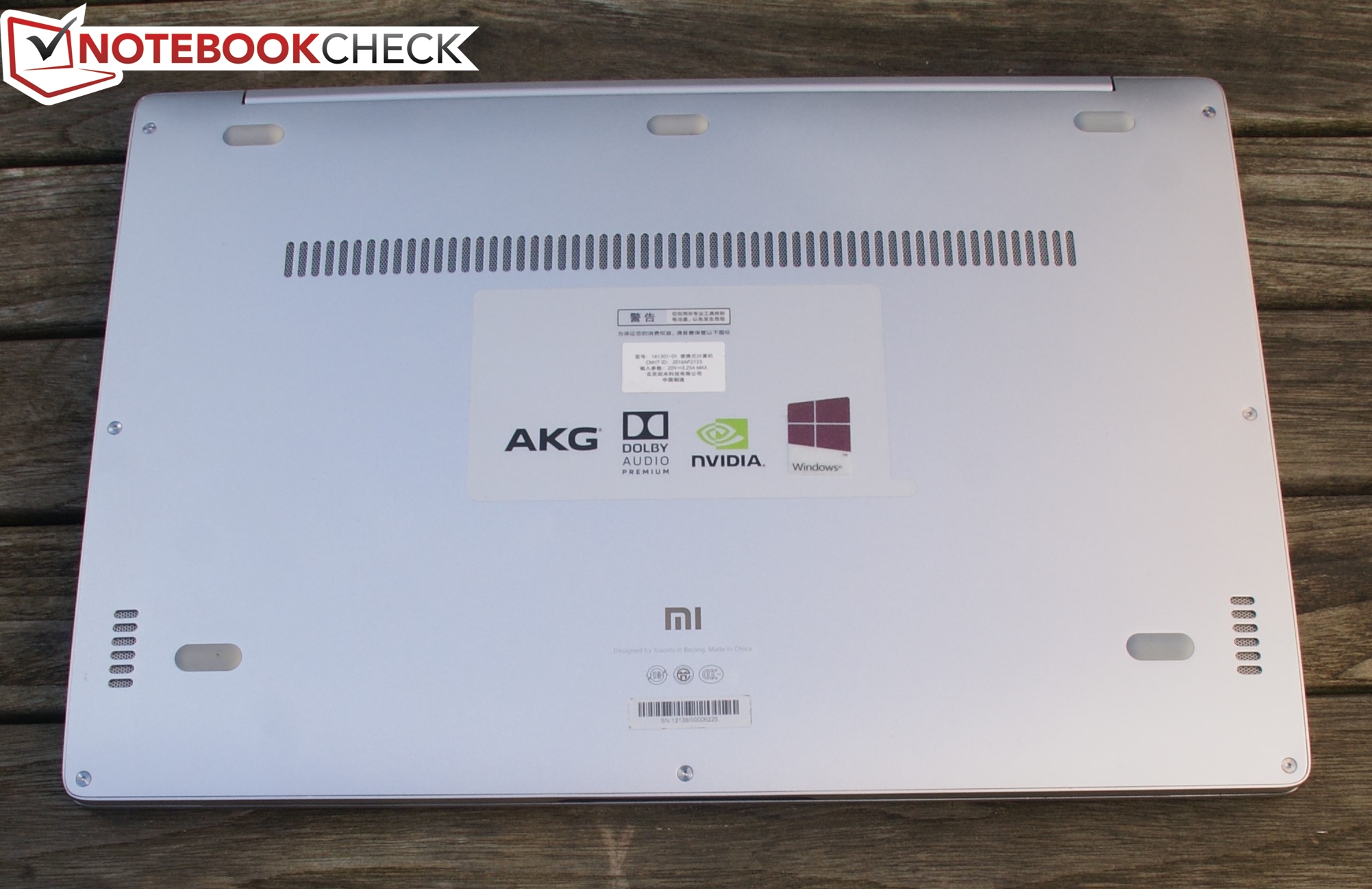 Xiaomi Mi Air (13.3-inch) Notebook Review - NotebookCheck.net Reviews