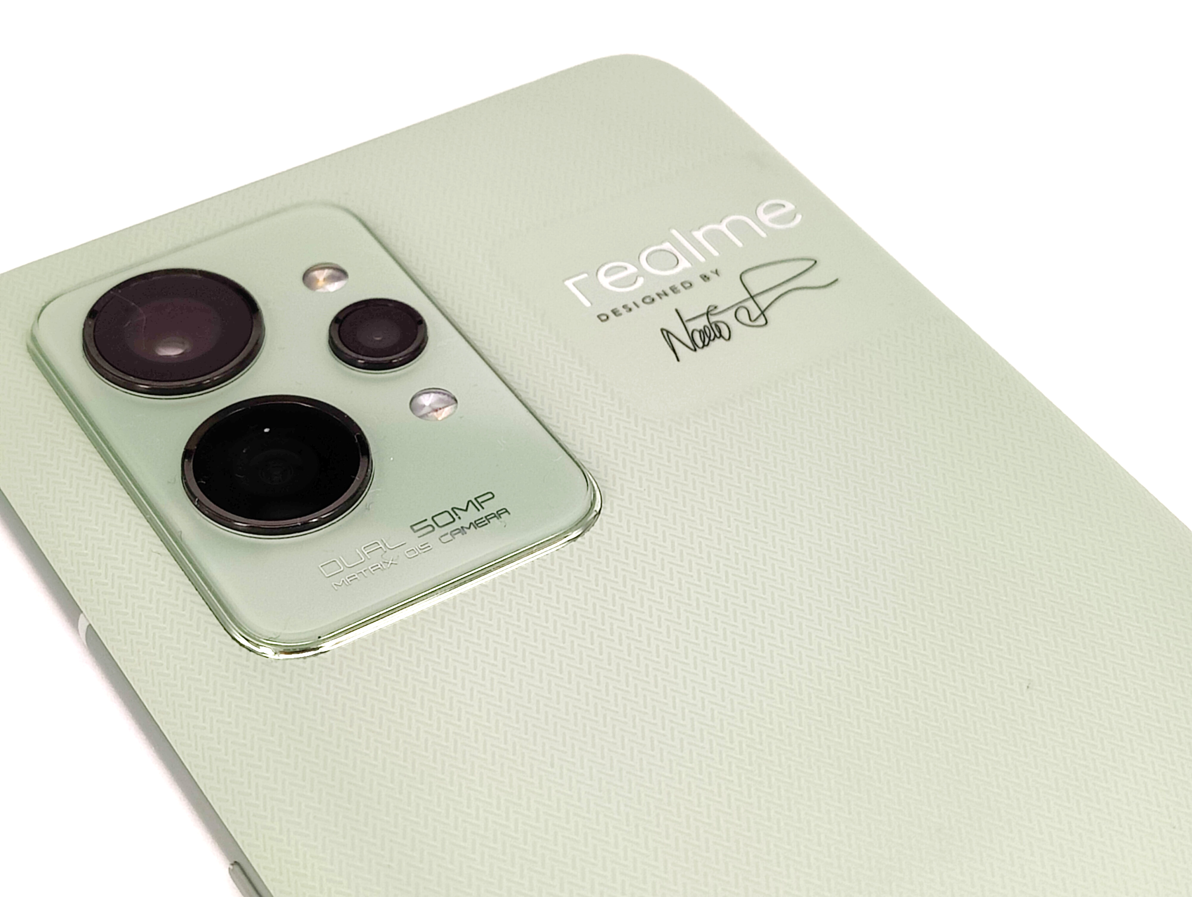 realme mobile camera lens
