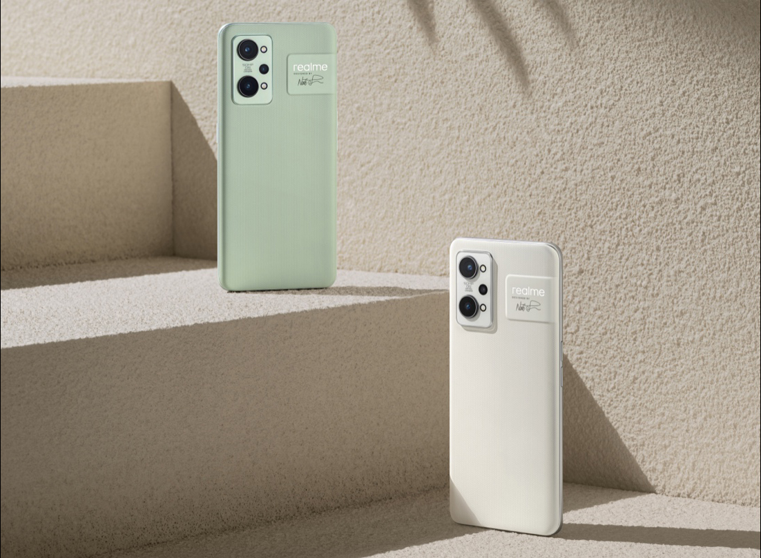 Realme GT 2 Pro Review- Most Affordable Snapdragon 8 Gen 1 Smartphone? -  Gizbot Reviews