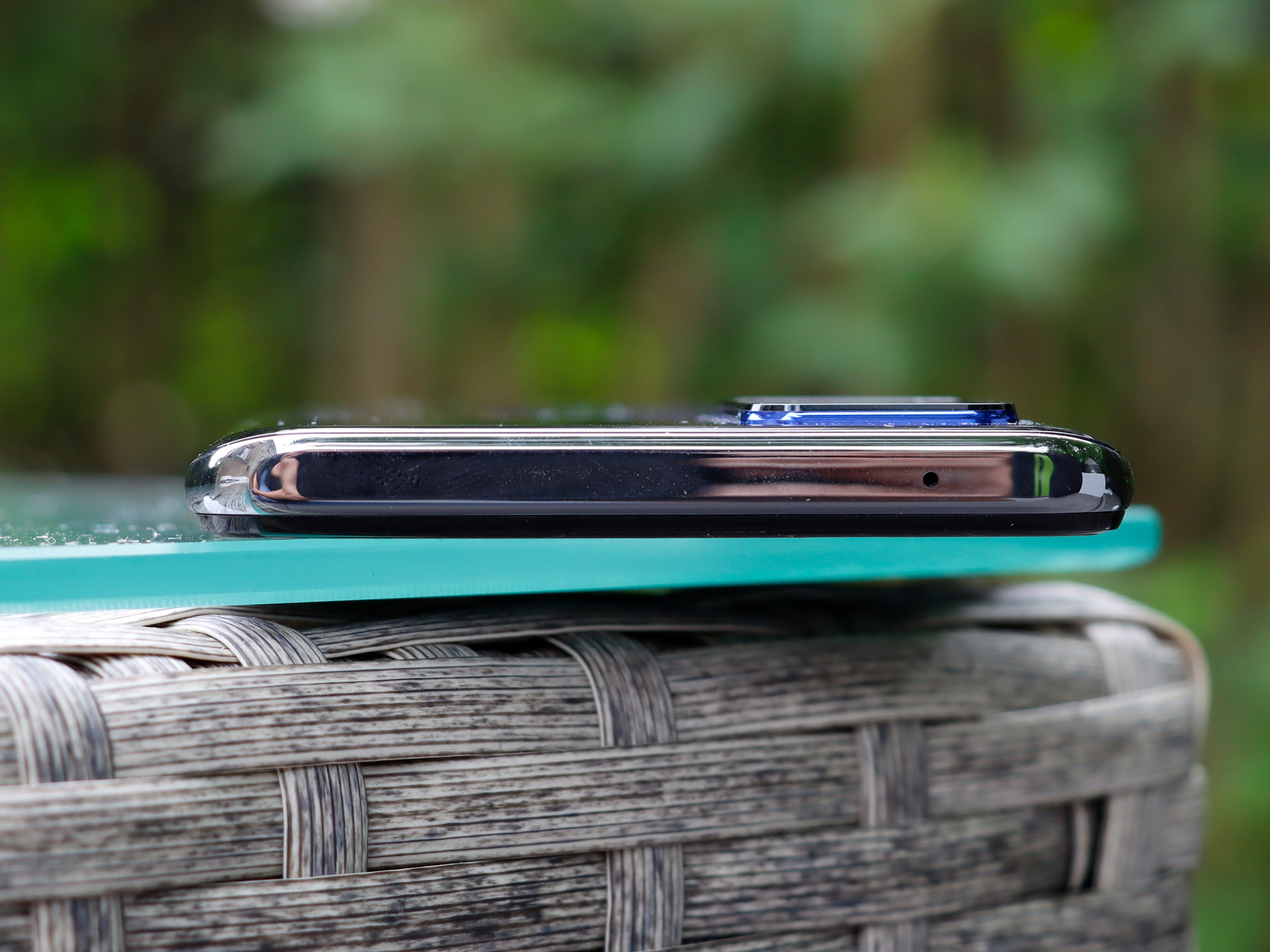 Realme GT 5G Smartphone Review - Strong alternative to the Poco F3 -   Reviews