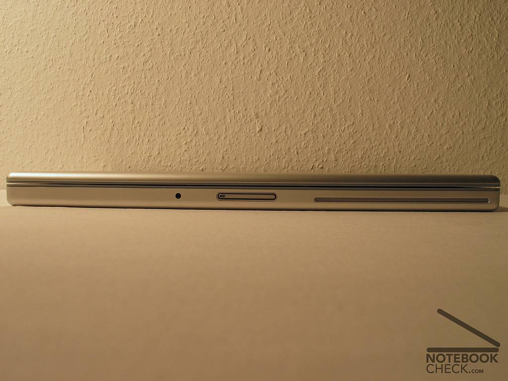 Apple MacBook Pro 15 inch (06/09) - Notebookcheck.fr