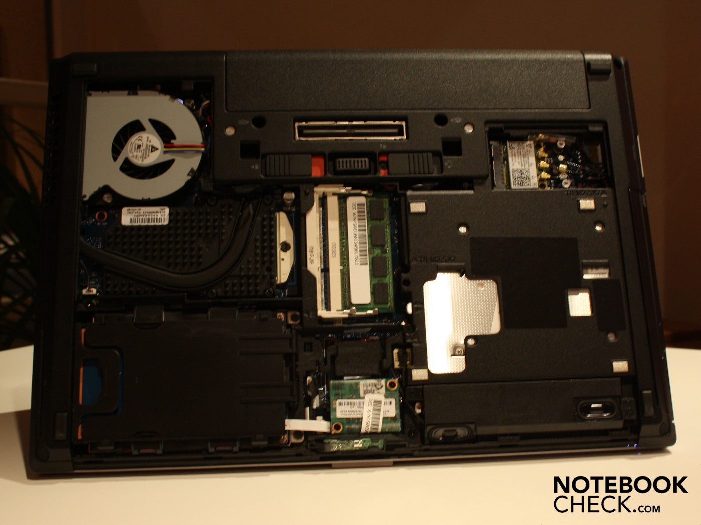 Cayo Moretón lino Hands-On: HP EliteBook 8460p / ProBook 4530s - NotebookCheck.net Reviews