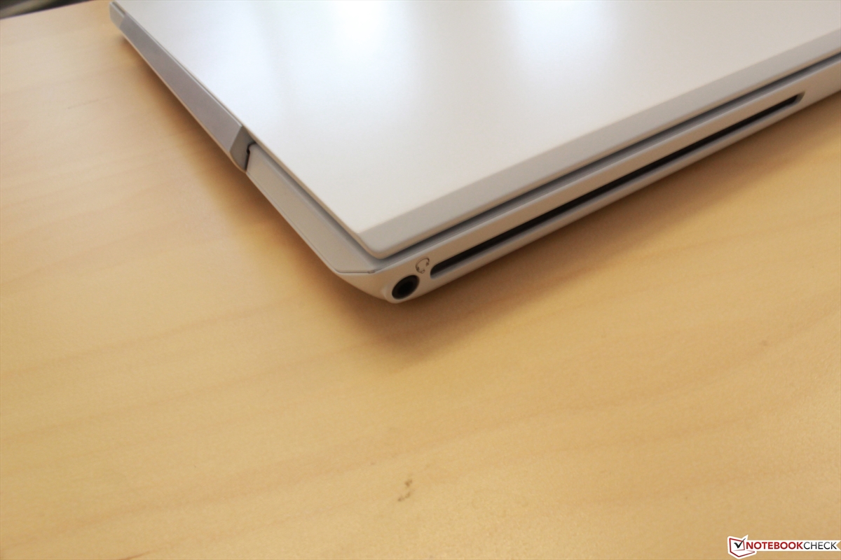 Review Sony Vaio SV-S1311G4E Notebook - NotebookCheck.net Reviews