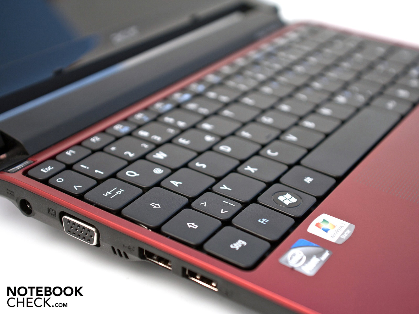 Review Acer Aspire One 533-13Drr Netbook - NotebookCheck.net Reviews