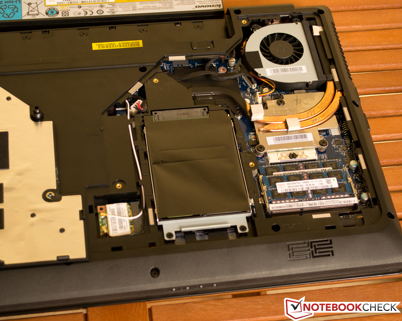 Lenovo g780 нет изображения