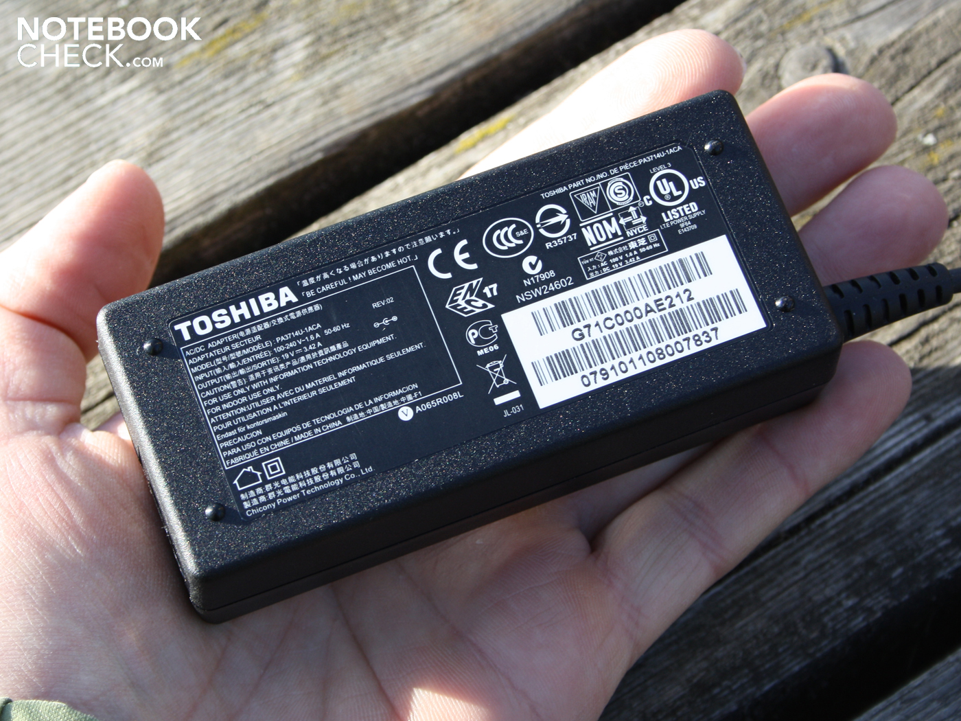 toshiba r830 price