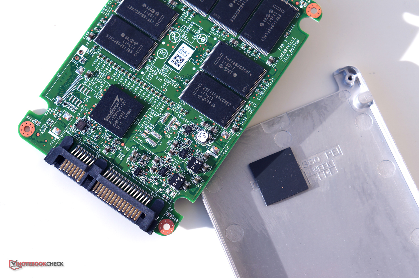 Review Intel 520 Series 240 GB SSD NotebookCheck Reviews