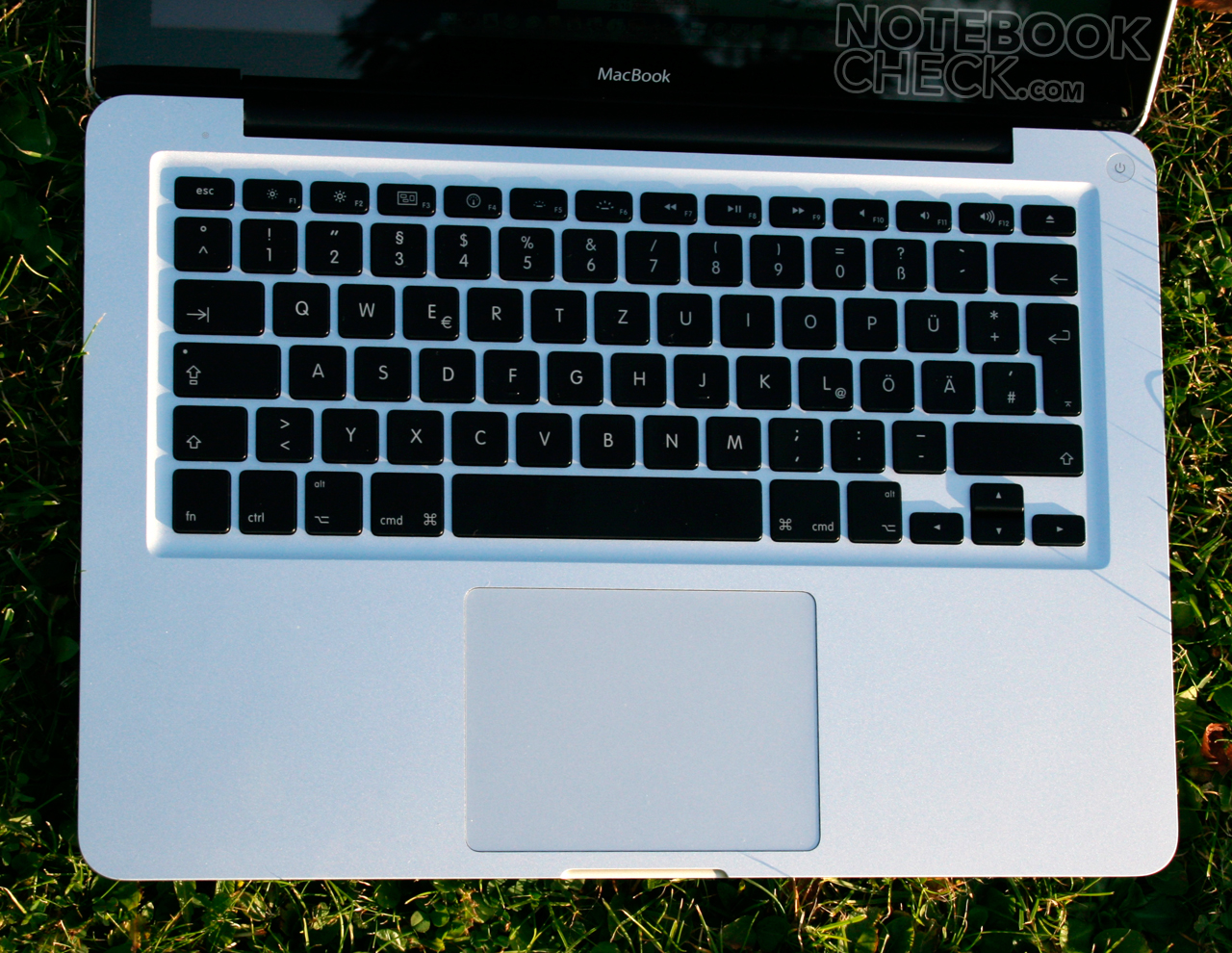 Review Apple MacBook Aluminum 2.0 GHz (Unibody, 13