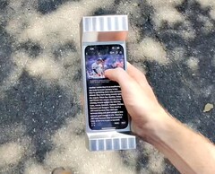 The 6 Pound Phone Case is perhaps the heaviest smartphone case in the world. (Image source: Matter Neuroscience)