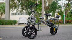 The Afreda S6 Pro is a reverse 3-wheel e-bike, with the structure giving the pedelec stability. (Image source: Afreda)