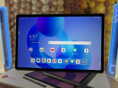 Lenovo is currently offering the Idea Tab Plus in a bundle with a stylus for $290. (Image source: Notebookcheck)