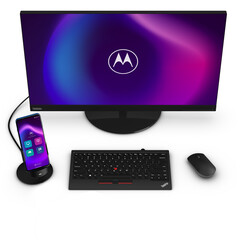 The Motorola Moto G100 can easily be connected to a monitor to then offer a special desktop mode.