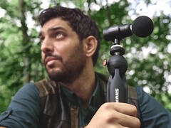 The Shure MoveMic 88 Plus wireless mic helps creators record cleaner audio to smartphones, cameras, and laptops. (Image source: Shure)