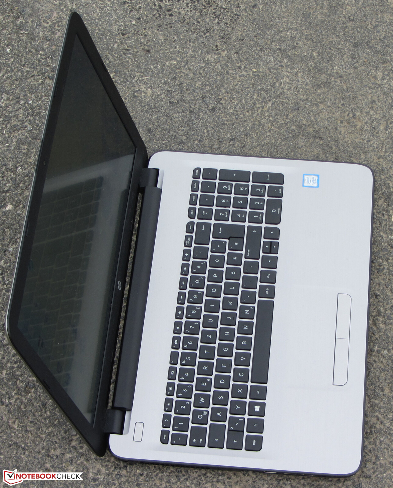 hp 17 laptop reviews on Hp 15 Ay116ng Notebook Review Notebookcheck Net Reviews