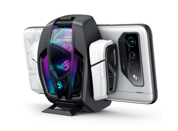 ...and comes with an AeroActive Cooler 7. (Source: Asus)