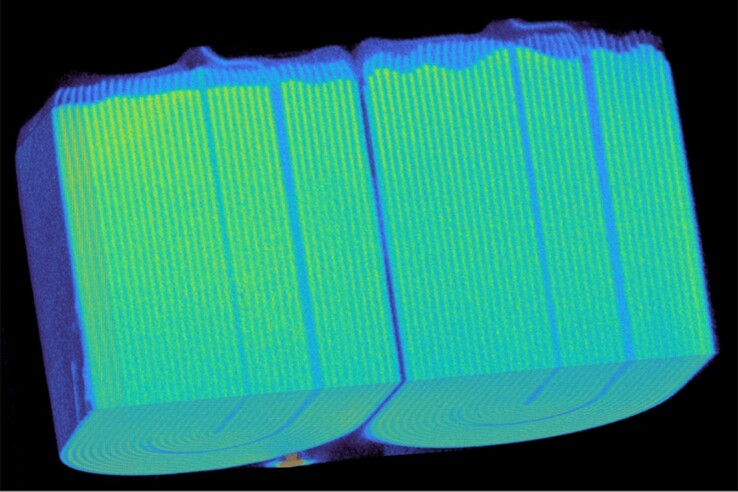 Lumafield's CT Scan of the Haribo Power Bank 20,000 mAh. (Image source: Lumafield)