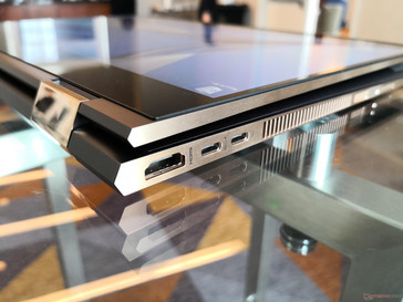 The USB Type-C gen. 1 port on last year's model is now compatible with Thunderbolt 3