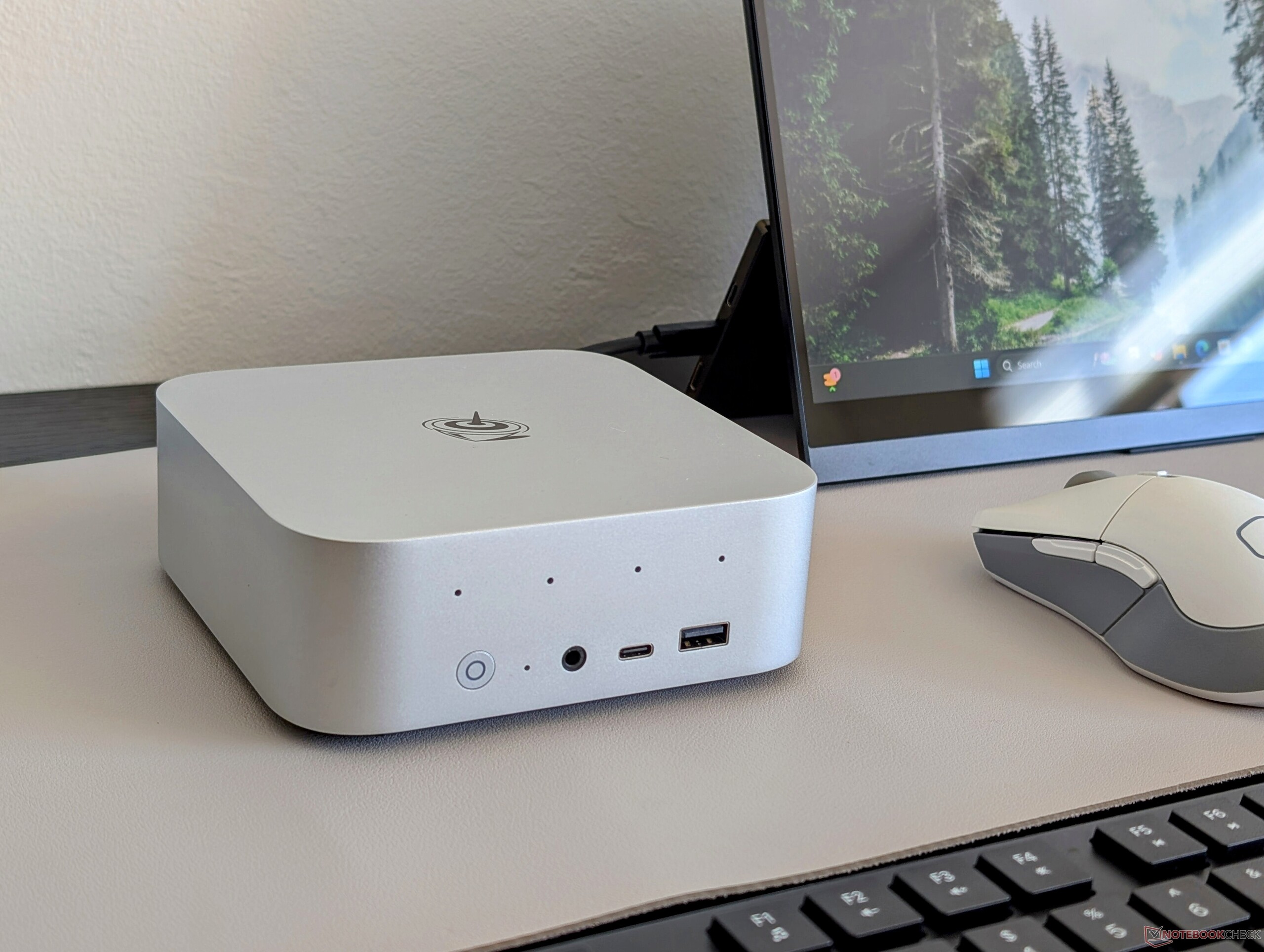Beelink SER9 review: AMD Zen 5 makes this mini PC faster Beelink SER9 review: AMD Zen 5 makes this mini PC faster