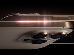 iPhone 17 Pro and Pro Max could have a horizontal camera bump (Image source: Apple)