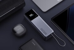 The Xiaomi 165W power bank sports a design that is reminiscent of its predecessors. (Image source: Xiaomi)