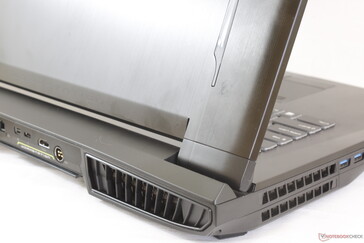 Rear "jet engine" grilles for improved cooling
