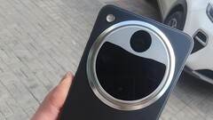 An alleged X8 Ultra in the wild. (Image source: ZionsAnvin via X)