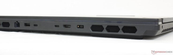 Lenovo Legion 9 - Rear: 2.5 Gbps RJ-45, USB-A 3.2 Gen. 1, 2x Thunderbolt 4 w/ DisplayPort 1.4 + Power Delivery 140 W, HDMI 2.1, Power-in