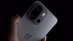 The OnePlus 13T, a compact flagship phone launched earlier this year. (Image source: OnePlus)