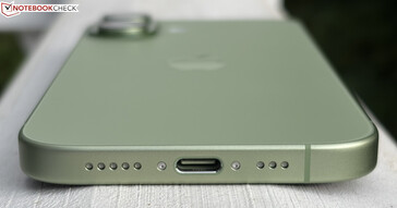 Bottom: speaker, USB-C 2.0, microphone